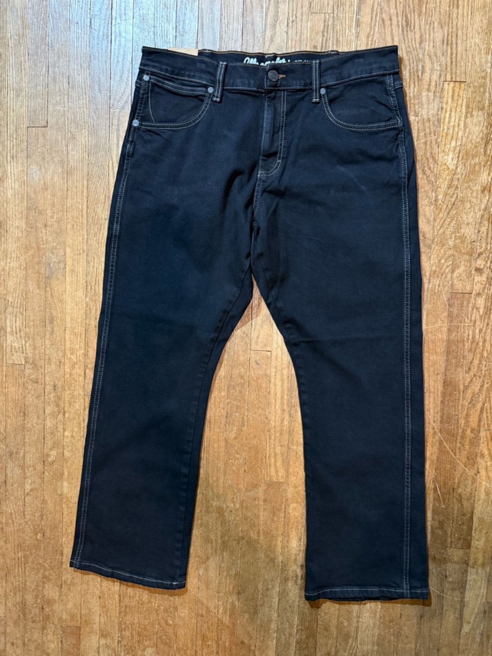 Wrangler Men's Black Relaxed Jeans